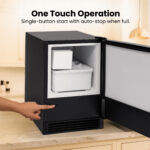 One-button operation on the Whynter UIM-158-BK black automatic ice maker